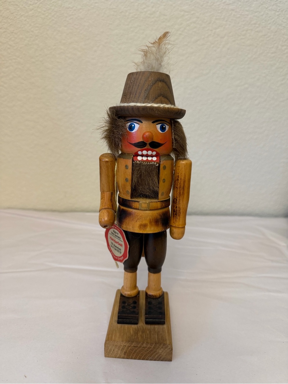 Volkmar Mattes Rustic Brown Wooden Nutcracker Soldier Holiday Figurine **READ**